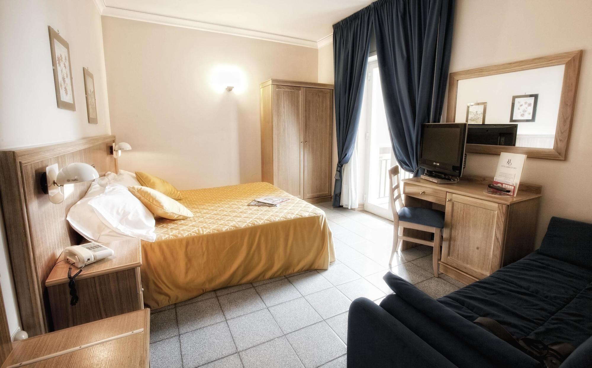 Hotel Sabbie D'Oro Giardini-Naxos Buitenkant foto