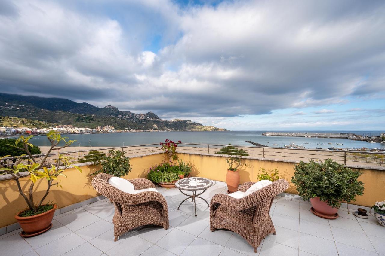 Hotel Sabbie D'Oro Giardini-Naxos Buitenkant foto