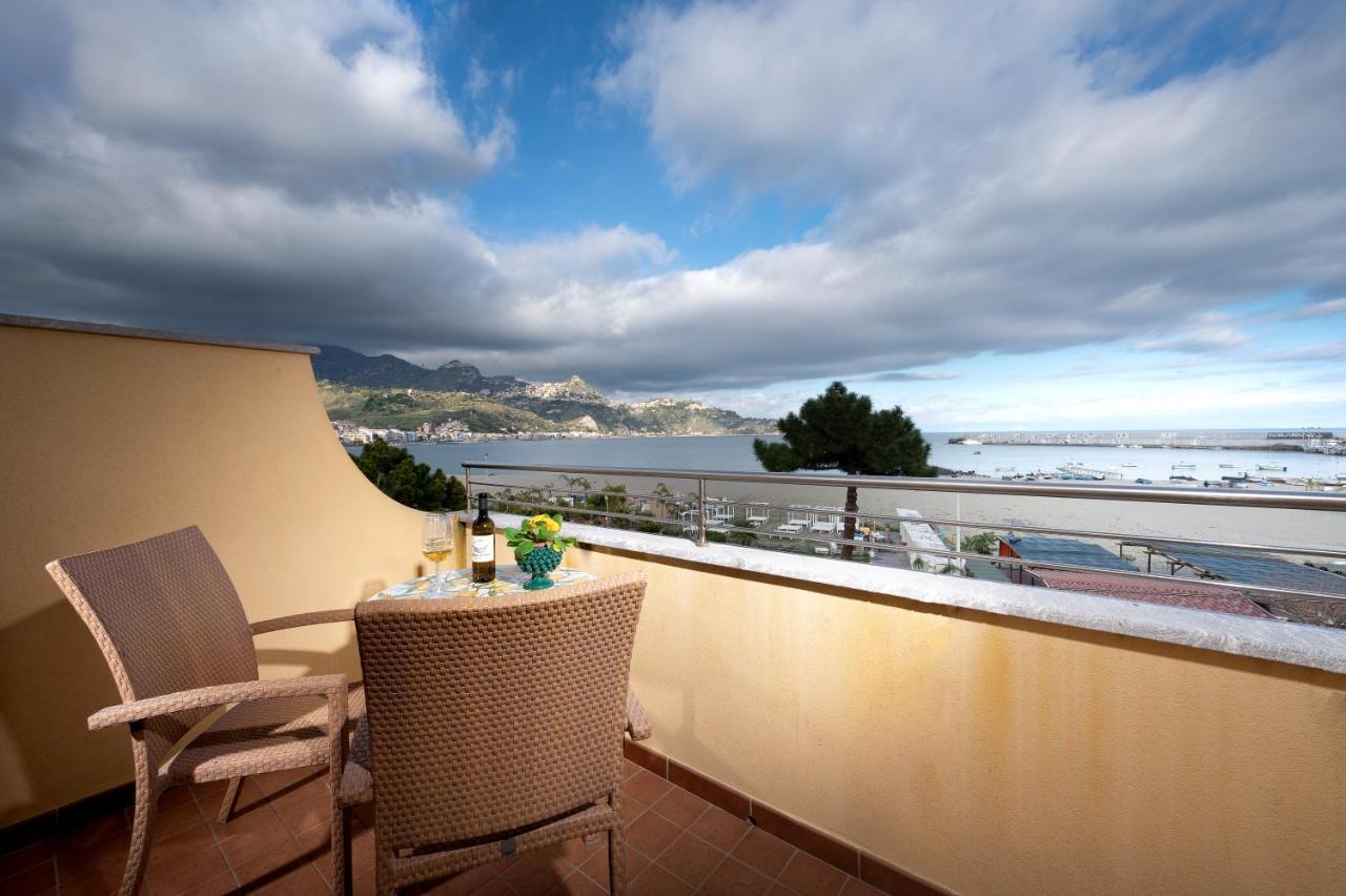 Hotel Sabbie D'Oro Giardini-Naxos Buitenkant foto