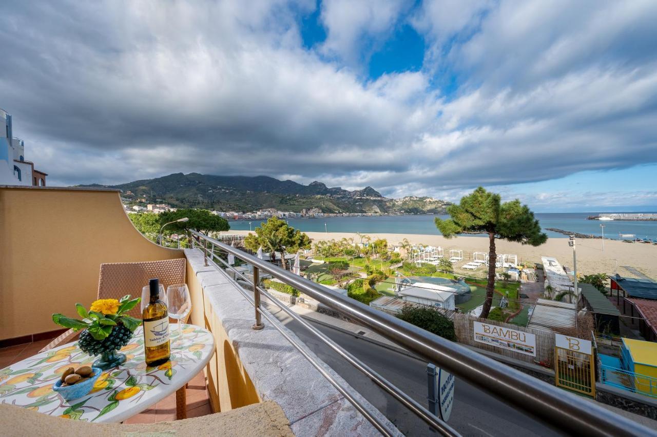 Hotel Sabbie D'Oro Giardini-Naxos Buitenkant foto