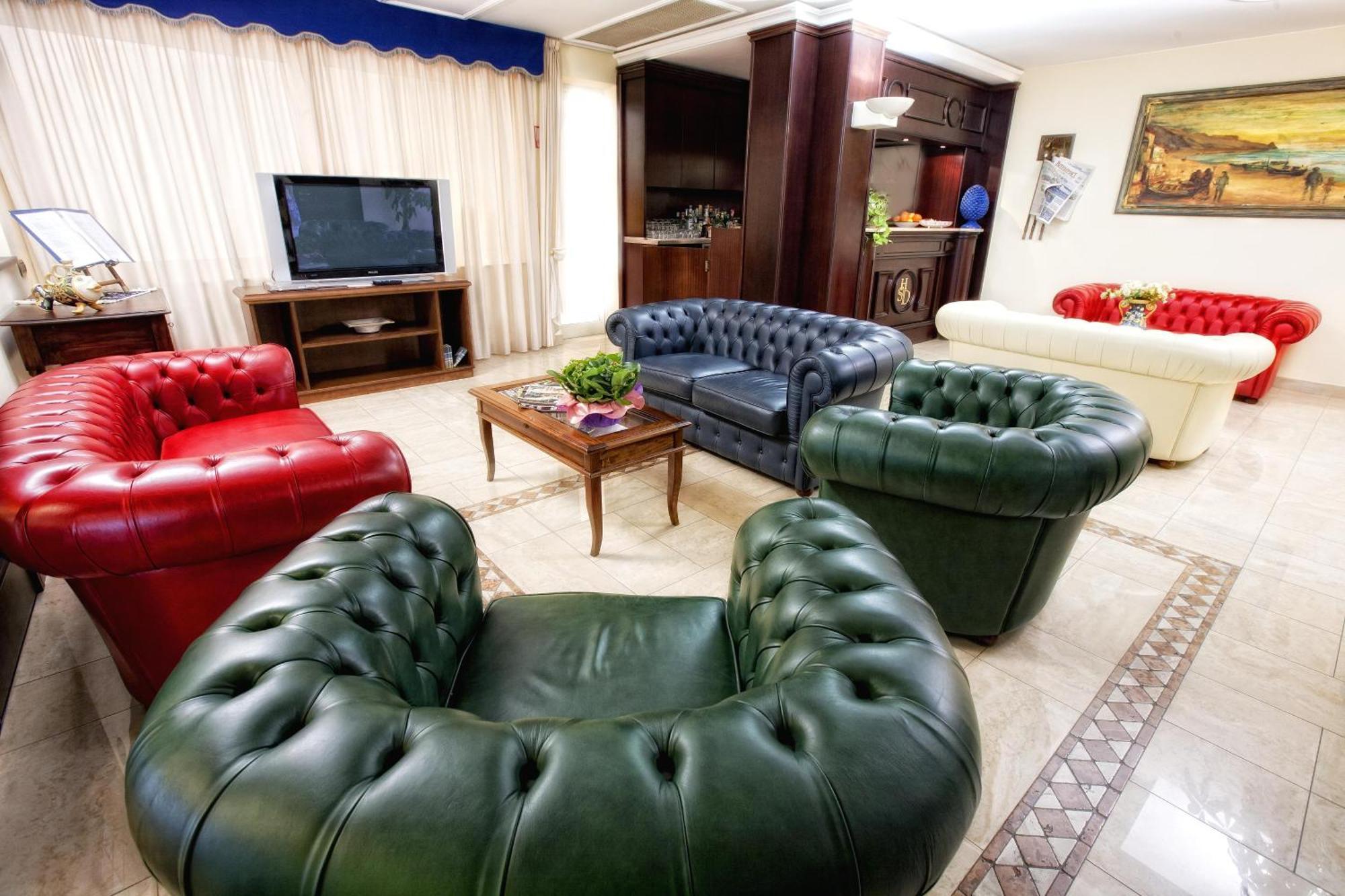 Hotel Sabbie D'Oro Giardini-Naxos Buitenkant foto